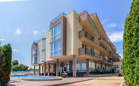 Royal Beach Chernomorets